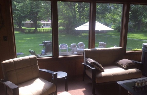 Jamestown House | Lake view home in quiet neighborhood near Xenia and Cedarville