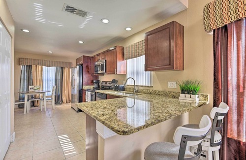 Quail Ridge House | Lake-View Home w/Game Room in Orlando!