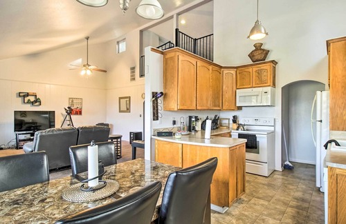 Kelseyville House | Lake View Home w/Grill: Hike, Boat, Relax!