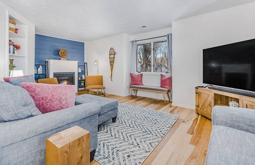 Macatawa House | Lake View Home with Gas Fireplace, High-Speed WiFi, and Private Washer/Dryer