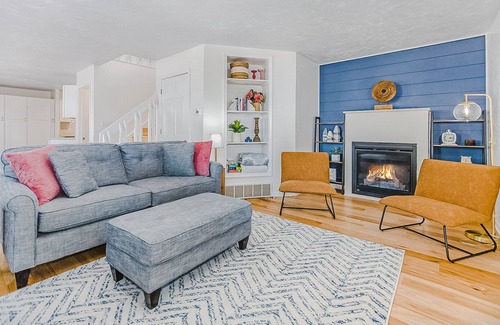 Macatawa House | Lake View Home with Gas Fireplace, High-Speed WiFi, and Private Washer/Dryer