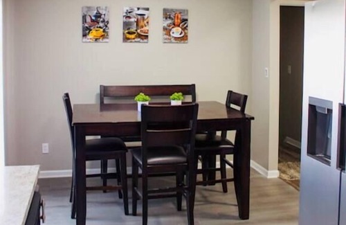 Akron House | Lake View House-Trail access/Dog Friendly- 3 Bdrm