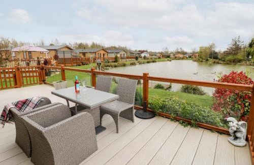 Grantham House | Lake View Lodge