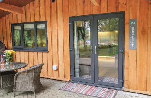 Potter Brompton House | Lake View Lodge