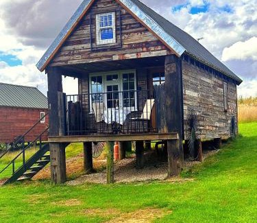 Sudbury Apartment | Lake View Lodges The Melford