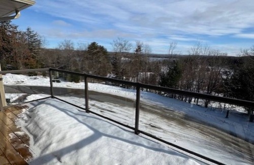 Huntsville Condo | Lake view lux condo beside Deerhurst/ski/golf/lake