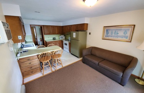 Cooperstown - Otsego Lake Hotel | Lake View Motel