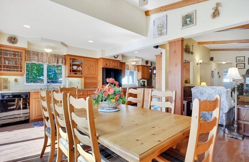 Copperopolis House | Lake View Peace, Serenity, and Memories