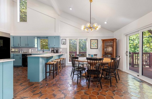 Afton House | Lake-View 'Pelican Point Retreat' in Afton!