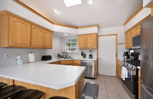 Hayden Lake House | Lake view property with lake access!