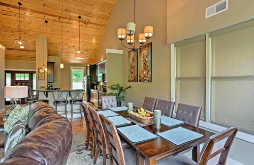Silver Point Condo | Lake-View Silver Point Condo by Hurricane Marina!