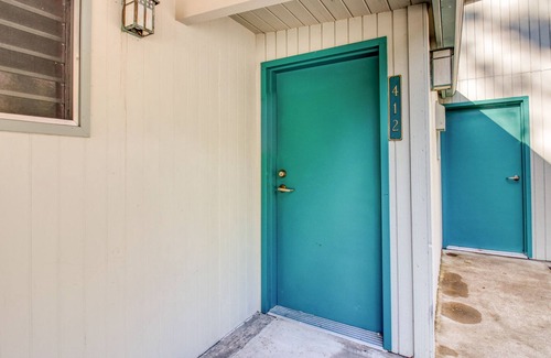 Polson Apartment | Lake view studio with private balcony, AC, dock for kayaking & swimming