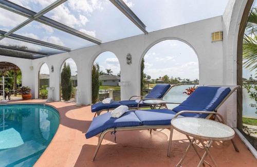 Fort Myers House | Lake View - Villa Royale - Roelens Vacations