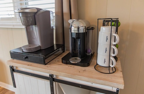 Marion House | Lake Views & Access + Pool, Indoor/Outdoor Living, Family & Pet Friendly