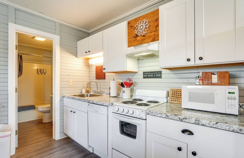 Cape Fair Cottage | Lake Views & On-Site Hiking: Cape Fair Cottage