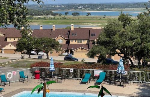 Canyon Lake Apartment | Lake Views, Sleeps 4, Pool, Pets Welcome!