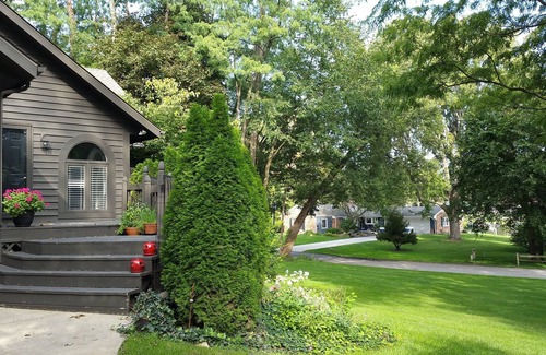 South Bend House | Lake views within walking distance to Notre Dame!