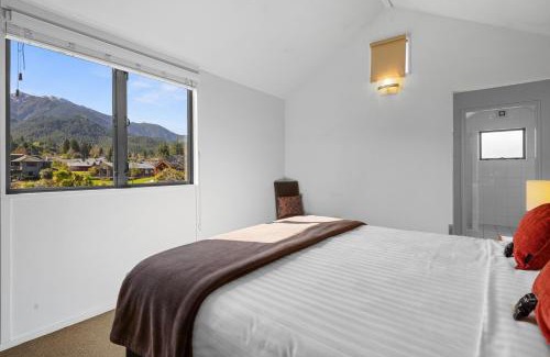 Hanmer Springs Villa | * LAKE VILLA 458 *