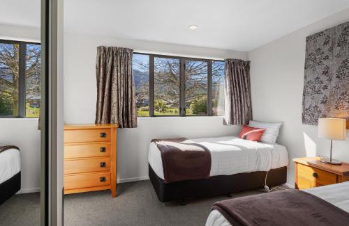 Hanmer Springs Villa | * LAKE VILLA 458 *