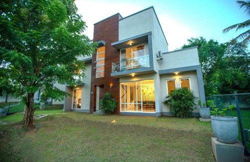 Gomagoda Resort | Lake Villas Premium Kandy