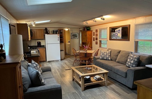 Greentown House | Lake Wallenpaupack Riverfront