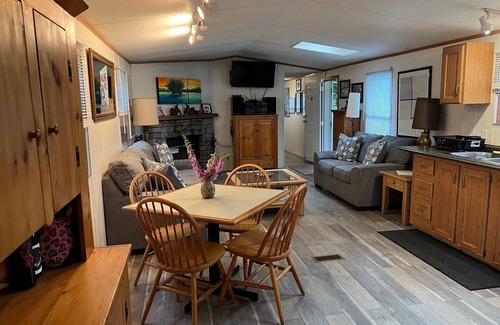 Greentown House | Lake Wallenpaupack Riverfront