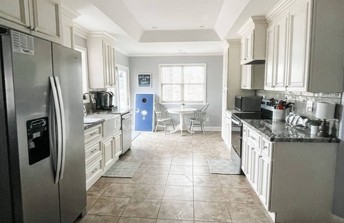 Liberty Hill House | Lake Wateree SC Waterfront Home 3B/2Ba w/King Bed, Loads of Amenities & Dock!