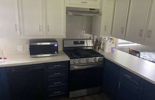 Lake Whitney House | Lake Whitney - Lake House - Walking Distance to the Lake