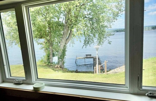 Lodi House | Lake WI Rental: Private Pier: Sunsets