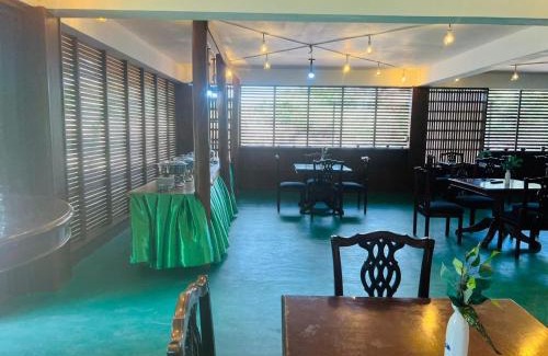 Weerawila Hotel | Lake Wind Resort and Restaurant
