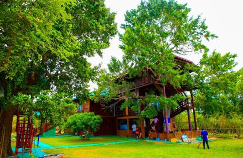 Weerawila Hotel | Lake Wind Resort and Restaurant