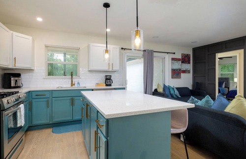 Lake Worth Cottage | Lake Worth Retreat Near Parks and Shops