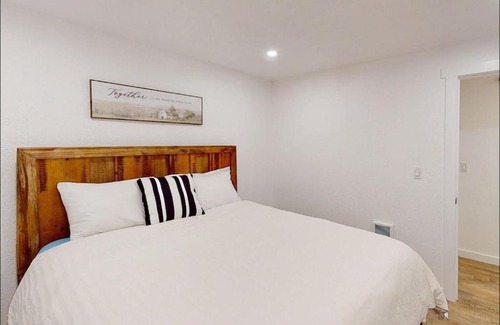 Lakebay House | Lakebay Cottage