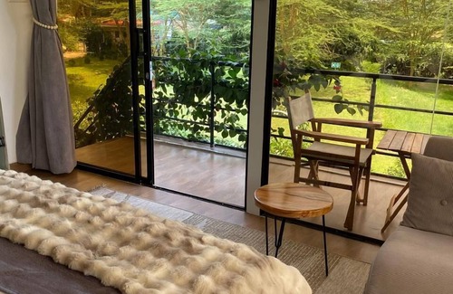 Gilgil Hotel | LakeElementaita Manor
