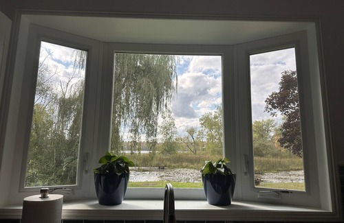 Allenton House | Lakefront Home with Beach Access - Cranberry Lake