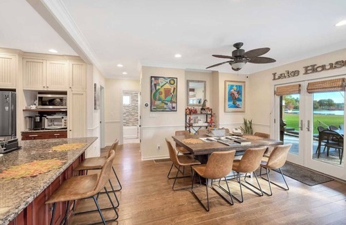 Highland Lake Cottage | Lakefront | 22 acres | HotTub | Game Room