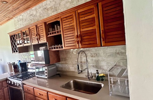 Arenal House | Lakefront 3 bed 3 bath townhouse with tennis court, pickleball court and pooln
