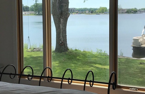 La Porte House | Lakefront 4-bedroom home on Pine Lake