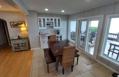 Vermilion House | Lakefront - 4BR w/Hot Tub & Sauna