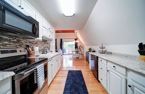 Southmont Cottage | Lakefront A-Frame Cottage with Kayaks & Fire Pit