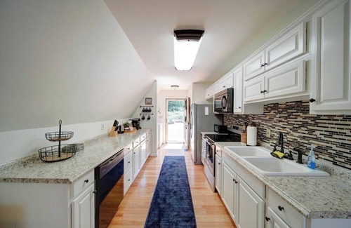 Southmont Cottage | Lakefront A-Frame Cottage with Kayaks & Fire Pit