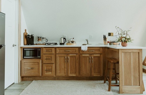 Navarre Cabin | Lakefront A-Frame -Fireplace, Kayaks, Soaking Tub, Retreat for couples or solo