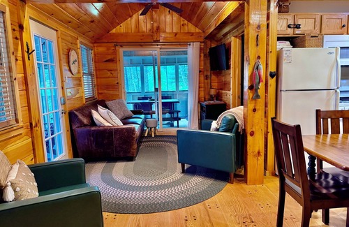 Paradox Cabin | Lakefront ADK Cabin on Paradox Lake - Close to Hiking!