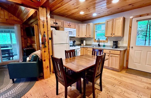Paradox Cabin | Lakefront ADK Cabin on Paradox Lake - Close to Hiking!