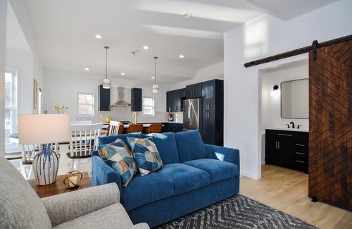 Rocky Mount House | LAKEFRONT AND NEWLY RENOVATED! SLEEPS 12!