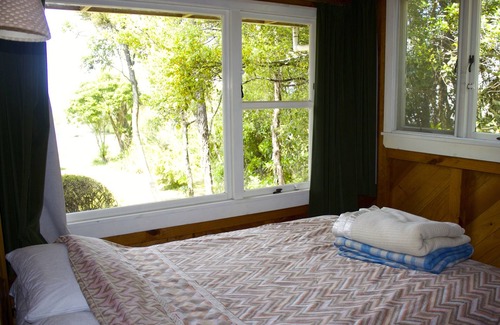 Kuratau Cottage | Lakefront at Kuratau - Kuratau Bach