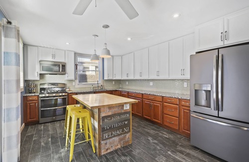 Wall House | Lakefront beach house, newly furnished, w/amazing location, porch and amenities!