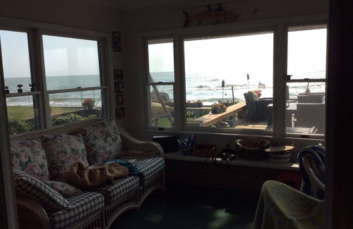 Stony Point House | LAKEFRONT, BEACH, SWIM, FISH, BBQ at this beautiful Stony Point cottage.