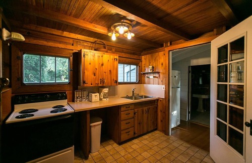 Arcadia House | Lakefront, Beautiful, Cathedral Ceilings, Walk to private Lake Michigan Beach
