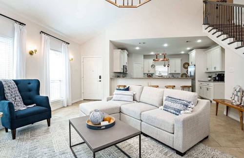 Cedar Creek Reservoir House | Lakefront Bliss, Spa, Game Room, Boat & Jet Ski